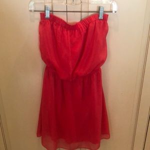 Cute Salmon Express Strapless Dress